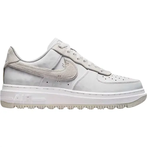 Limited Edition Luxe Summit Light Bone , male, Sizes: 15 1/2 UK, 8 1/2 UK, 9 UK, 7 UK, 8 UK, 13 1/2 UK, 6 UK, 6 1/2 UK, 10 UK, 13 UK, 5 UK, 11 UK, 12 - Nike - Modalova