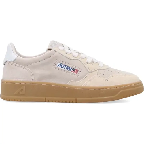 Suede Low Top Sneakers Sand Ecru , male, Sizes: 7 UK, 6 UK, 8 UK - Autry - Modalova