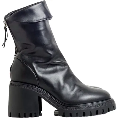 Leather ankle boots with chunky sole , female, Sizes: 7 UK, 8 UK - Halmanera - Modalova