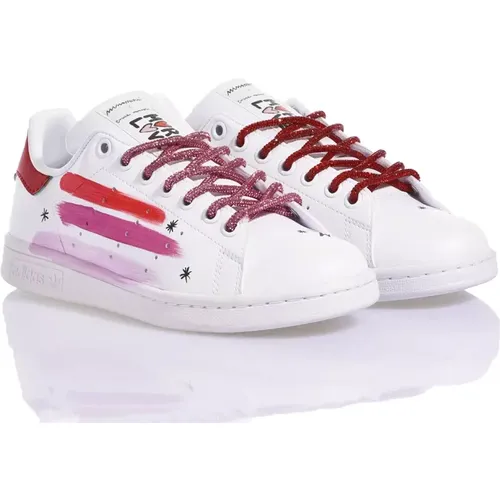 Handmade Women's Sneakers White Pink Red , male, Sizes: 1 1/2 UK, 12 UK, 5 1/3 UK, 2 UK, 6 UK, 3 1/3 UK, 2 2/3 UK, 4 2/3 UK, 4 UK, 6 2/3 UK - Adidas - Modalova