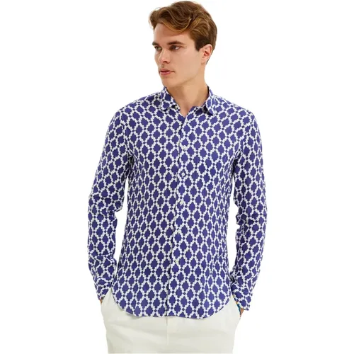 Mediterranean Tile Print Linen Shirt , male, Sizes: XL, S, L, M, 2XL - Peninsula - Modalova