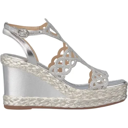 Braided Wedge Sandal with Embellishments , female, Sizes: 5 UK, 7 UK - Alma en Pena - Modalova