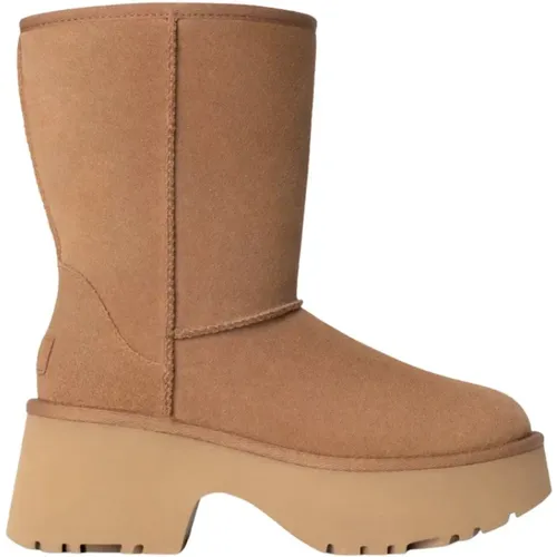 Stylish Boots Reach New Heights , female, Sizes: 4 UK, 5 UK, 7 UK, 6 UK - Ugg - Modalova