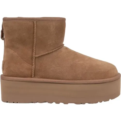 Klassische Mini-Plateau-Stiefel , Damen, Größe: 38 EU - Ugg - Modalova