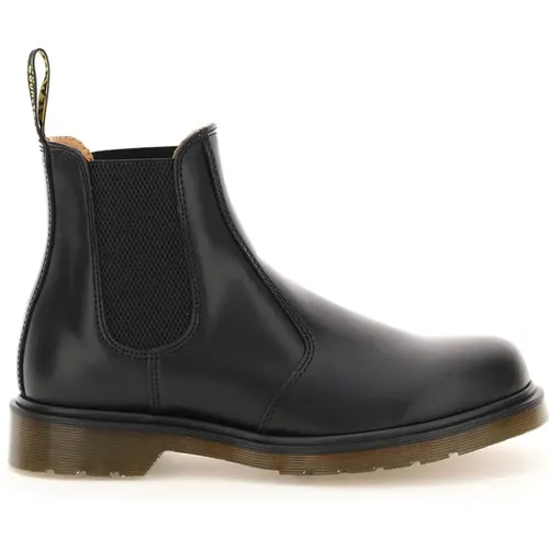 Klassische Chelsea-Boots aus glattem Leder , Herren, Größe: 41 EU - Dr. Martens - Modalova