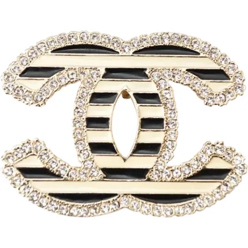 Pre-owned Metal brooches , female, Sizes: ONE SIZE - Chanel Vintage - Modalova