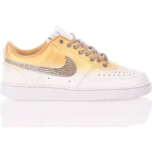 Handgemachte Weiße Gold Sneakers - Nike - Modalova