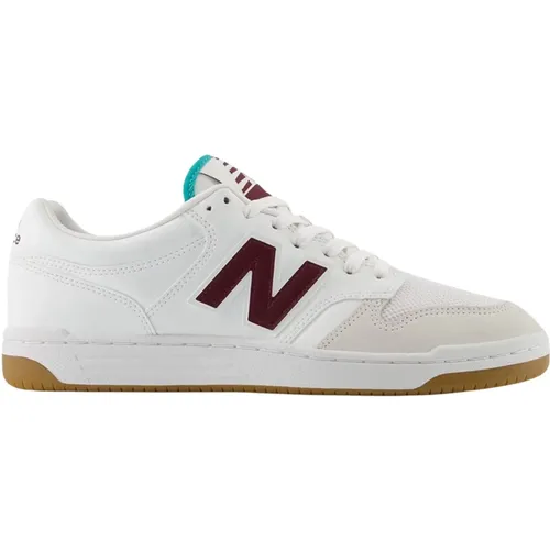 Classic 480 Low White & Burgundy , male, Sizes: 11 UK, 8 UK, 6 1/2 UK, 9 UK, 8 1/2 UK, 7 1/2 UK, 6 UK - New Balance - Modalova