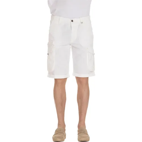 Weiße Leinen Bermuda Shorts Komfort , Herren, Größe: M - Myths - Modalova