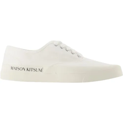 Lace-Up Sneakers in Canvas , male, Sizes: 7 UK, 8 UK, 5 UK - Maison Kitsuné - Modalova