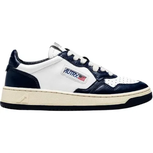 Medalist Low Sneakers , male, Sizes: 9 UK, 11 UK, 8 UK, 7 UK, 6 UK - Autry - Modalova