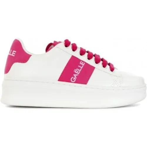 Stylish Sneakers for Men and Women , female, Sizes: 5 UK - Gaëlle Paris - Modalova