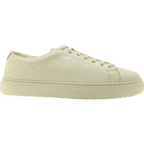 Cream Sneakers Aw24 Tumbled Leather , male, Sizes: 7 1/2 UK, 6 UK, 9 UK, 11 UK, 8 UK, 8 1/2 UK, 10 UK, 7 UK - Doucal's - Modalova