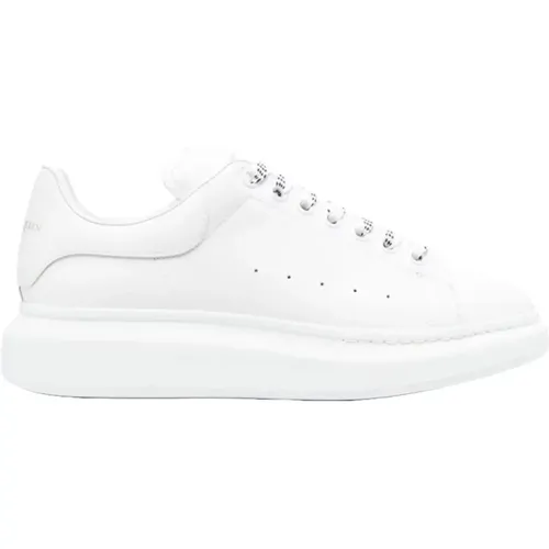 Leather Oversized Sneakers , male, Sizes: 10 UK - alexander mcqueen - Modalova