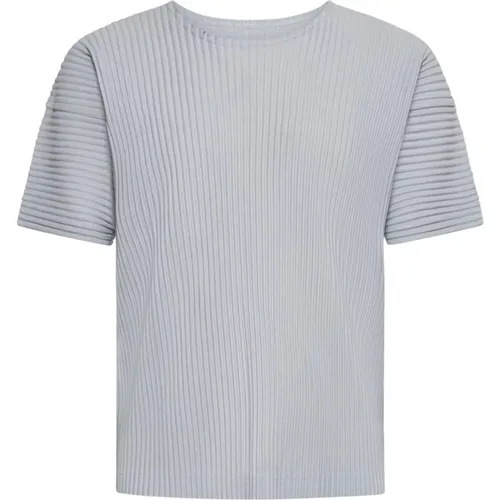 Pleated T-shirts and Polos Grey , male, Sizes: M, L - Issey Miyake - Modalova