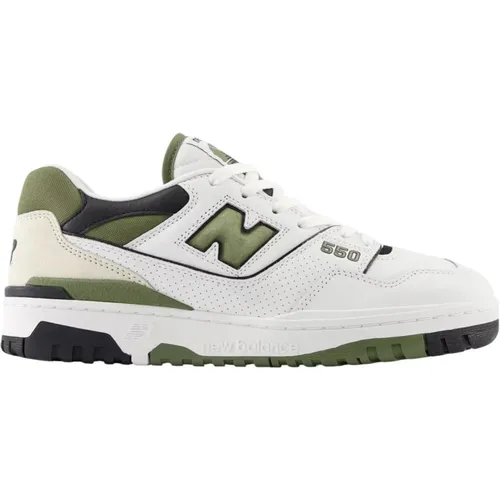 White Sneakers Classic Style , male, Sizes: 10 UK, 11 UK, 8 1/2 UK, 6 UK, 7 1/2 UK, 5 1/2 UK, 4 1/2 UK, 8 UK, 9 UK, 6 1/2 UK - New Balance - Modalova