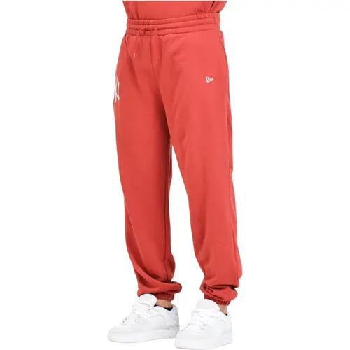 Rote Sportliche Joggers League Essential , Herren, Größe: L - new era - Modalova