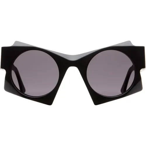 Schwarze matte Cat-Eye Sonnenbrille - Kuboraum - Modalova