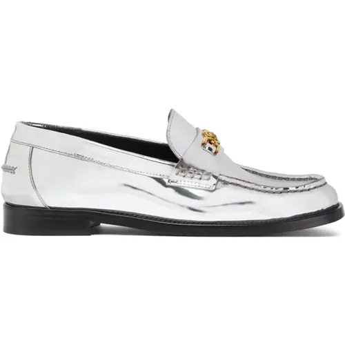 Metallic Finish Medusa Plaque Flache Schuhe , Damen, Größe: 39 EU - Versace - Modalova