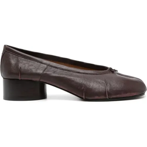 Bordeaux Tabi Ballerina Shoes , female, Sizes: 6 UK - Maison Margiela - Modalova