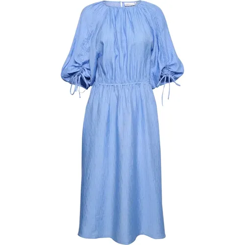 Nomakb Langes Kleid in Della Robbia Blau , Damen, Größe: XL - Karen by Simonsen - Modalova
