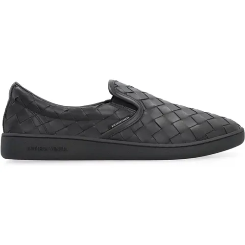 Schwarze Ledersneaker Stilvolles Design - Bottega Veneta - Modalova