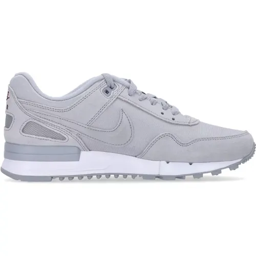 Wolf Grey Low Sneaker Men's Shoe , male, Sizes: 5 UK, 4 1/2 UK, 6 UK, 7 UK - Nike - Modalova