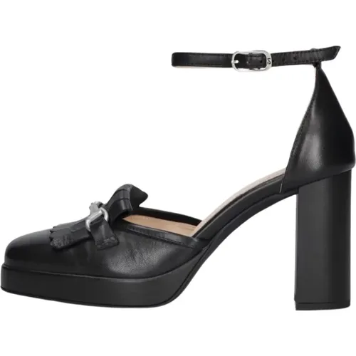Schwarze Sandalen mit Quasten und Horsebit , Damen, Größe: 37 EU - Nerogiardini - Modalova