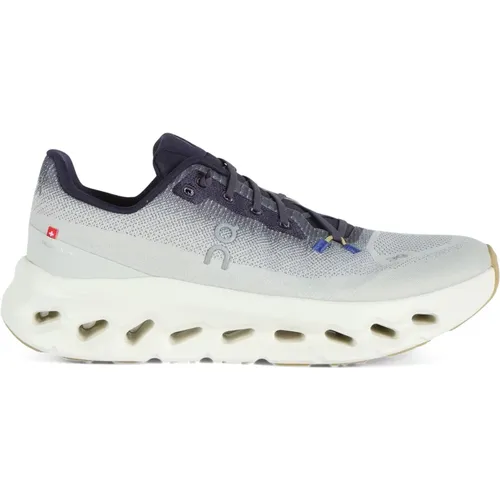 Stoff Tech Sneakers Cloudtilt , Herren, Größe: 44 1/2 EU - ON Running - Modalova