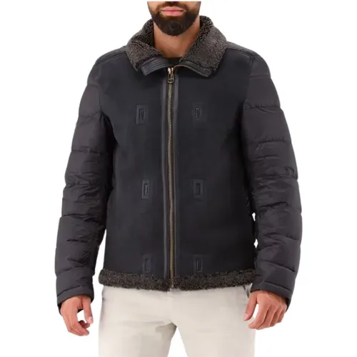 Schwarze Shearling Bomberjacke - Ten C - Modalova