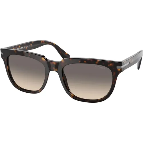 Stilvolle Herren-Sonnenbrille mit Havana/Braun Grau getönten Rahmen , Herren, Größe: 56 MM - Prada - Modalova
