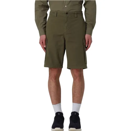 Cargo Bermuda Shorts in Gabardine Fabric , male, Sizes: W36, W34, W33, W31 - Woolrich - Modalova