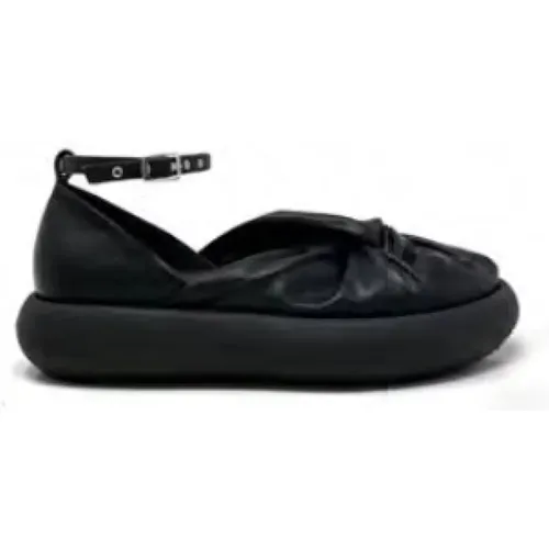 Schwarze flache Schuhe , Damen, Größe: 36 EU - Vic Matié - Modalova