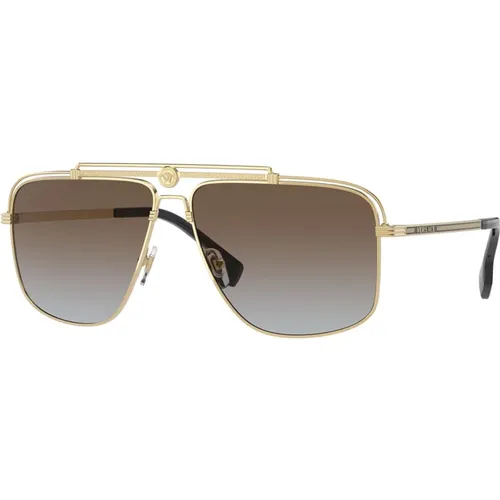 Gold/Brown Shaded Sonnenbrillen , Herren, Größe: 61 MM - Versace - Modalova