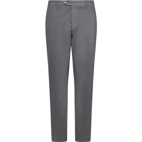 Slim Fit Grey Trousers with Ironed Pleat , male, Sizes: W40, W36, W32, W31, W34, W38, W35 - Michael Coal - Modalova