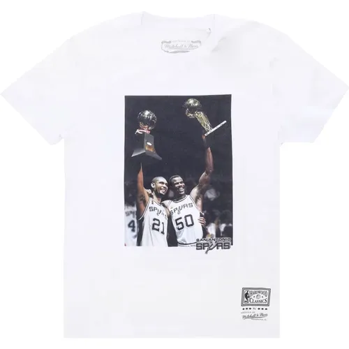 NBA Spieler Foto Tee Hardwood Classics , Herren, Größe: M - Mitchell & Ness - Modalova