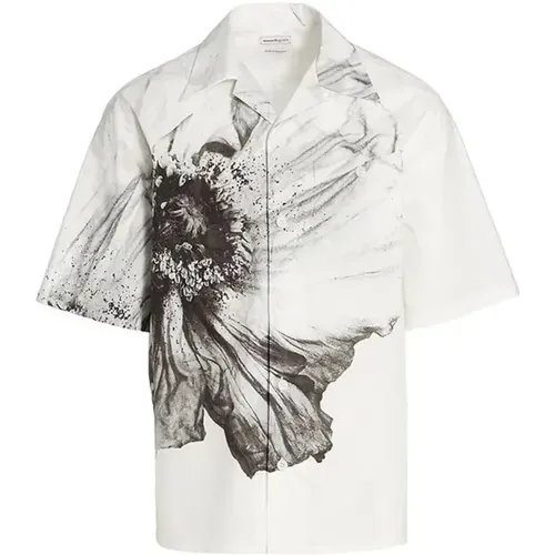 Short Sleeve Shirt with Front Button Closure , male, Sizes: M, L - alexander mcqueen - Modalova