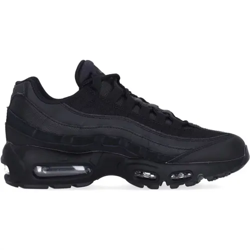 Air Max 95 Essential Low Sneaker , male, Sizes: 4 1/2 UK - Nike - Modalova