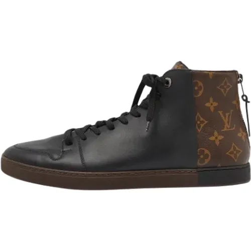 Pre-owned Coated canvas sneakers , male, Sizes: 7 1/2 UK - Louis Vuitton Vintage - Modalova