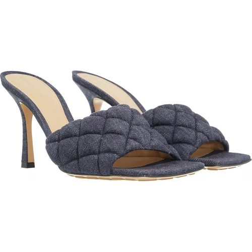 Slipper & Pantoletten - Padded Sandal Denim Matelasse - Gr. 38 (EU) - in - für Damen - Bottega Veneta - Modalova