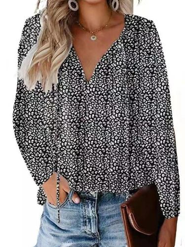 Loose Casual Ditsy Floral V Neck Blouse - Just Fashion Now - Modalova