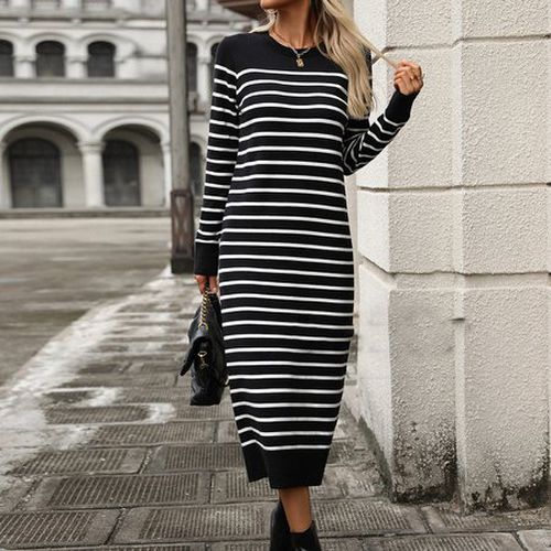 Casual Loose Sweater Dress With No - Just Fashion Now - Modalova