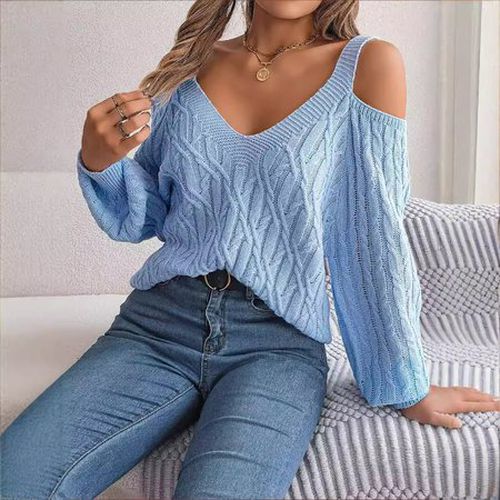 Casual Cold Shoulder Sweater - Just Fashion Now - Modalova