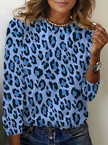 Leopard Print Long Sleeve Crew Neck T-shirt - Just Fashion Now - Modalova