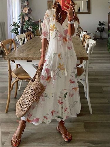 Casual Floral V Neck Short Sleeve Woven Dress - Just Fashion Now - Modalova