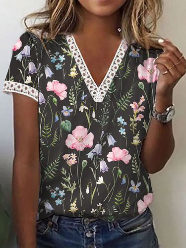 Floral V-Neck Lace Short Sleeve Top - Just Fashion Now UK - Modalova