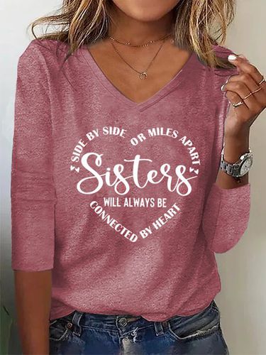 Women Sister Text Letters Regular Fit Casual V Neck T-Shirt - Just Fashion Now - Modalova