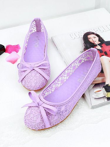 Elegant Hollow out Lace Bowknot Front Flat Shoes - Just Fashion Now - Modalova
