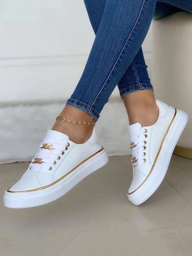 Chain Decor Lace-up Casual Skate Shoes - Just Fashion Now UK - Modalova