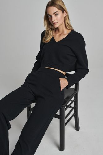 Cropped cashmere sweater with deep V-neck - REPEAT cashmere - Modalova